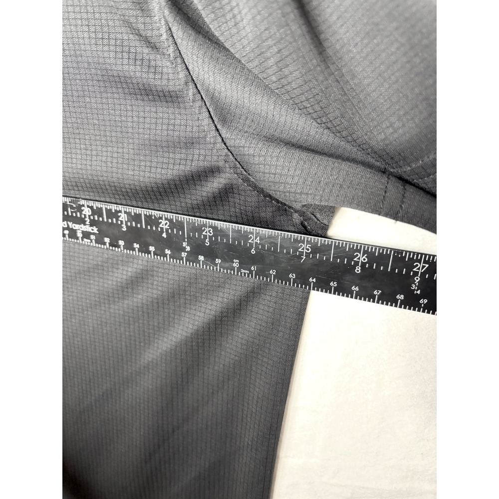 IZOD GOLF Performance Polo Men's Dark Gray Textured Polo Shirt XL Preppy - Picture 6 of 8